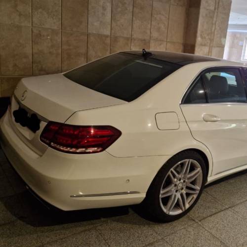 بنز مدل E200  کارکرده