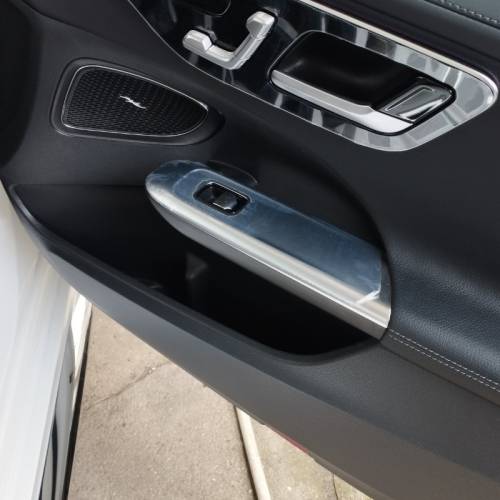 بنز مدل کلاس C C200L سال 2025  کارکرده