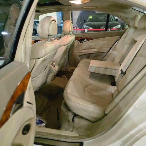 بنز E200 مدل 2005