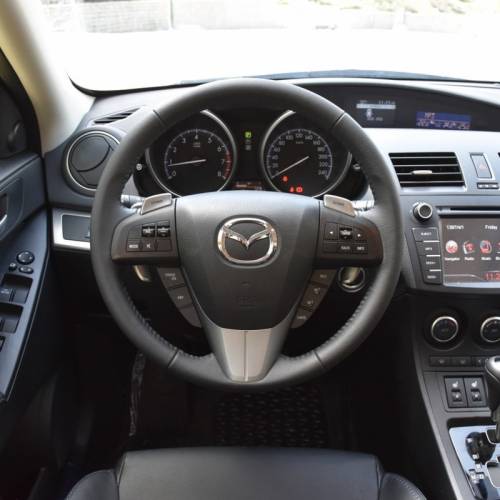 مزدا مدل 3 نیو صندوق دار 2.0 لیتر تیپ 4 سال 1398  کارکرده