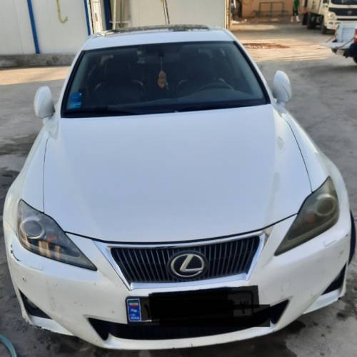 لکسوس مدل IS300  کارکرده