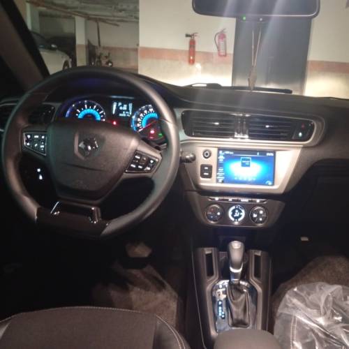 تارا مدل اتوماتیک V4 مدل LX سال 1404  کارکرده