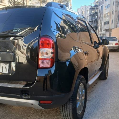 رنو مدل داستر SE دو دیفرانسیل سال 2017  کارکرده