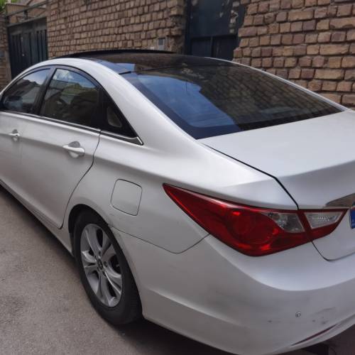 هیوندای مدل سوناتا YF  کارکرده
