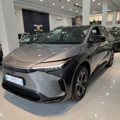 تویوتا مدل bz4x 615 مکس سال 2024  صفر