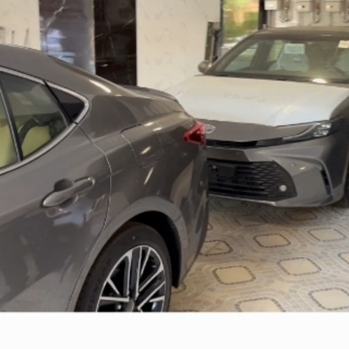 تویوتا (TOYOTA) کمری هیبرید 2.5 لیتر LE سال 2025