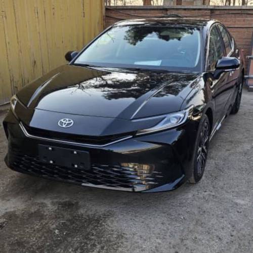 تویوتا مدل کمری هیبرید 2.5 لیتر پریمیوم ادیشن سال 2025  صفر