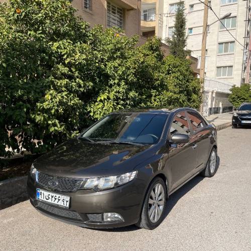 کیا مدل سراتو 1.6 لیتر اتوماتیک سال 2012  کارکرده