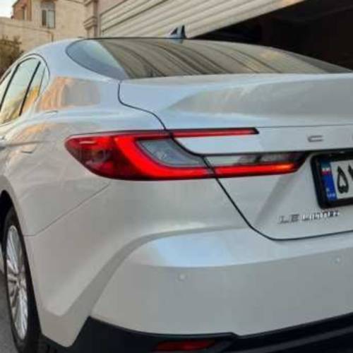 تویوتا مدل کمری هیبرید 2.5 لیتر LE سال 2025  کارکرده