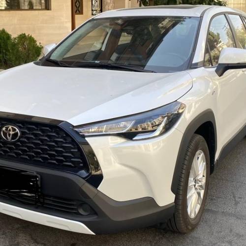 تویوتا مدل کرولا کراس هیبرید 2.0 لیتر سال 2024  کارکرده