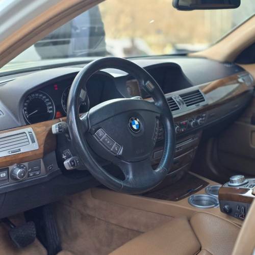 بی ام و 740li مدل ۲۰۰۸