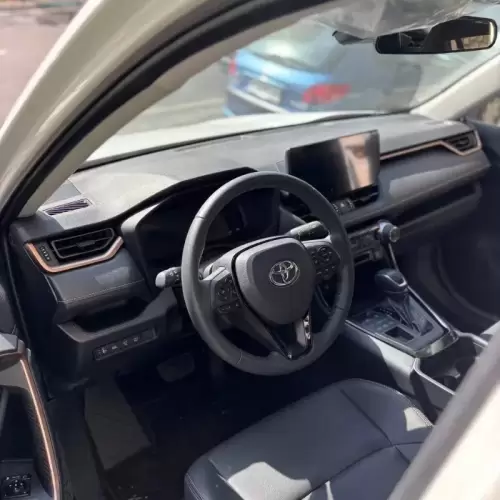 تویوتا مدل وایلندر 2.0 لیتر دو دیفرانسیل سال 2025  کارکرده