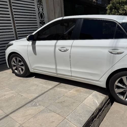 هیوندای مدل i20 سال 1397  کارکرده