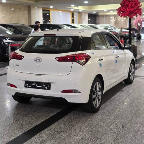 هیوندای i20 مدل ۹۷
