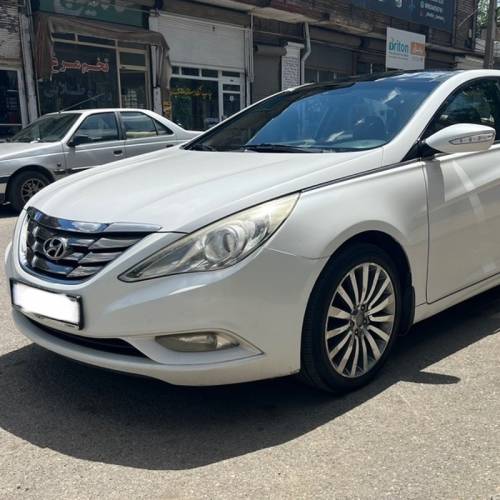 هیوندای مدل سوناتا YF  کارکرده