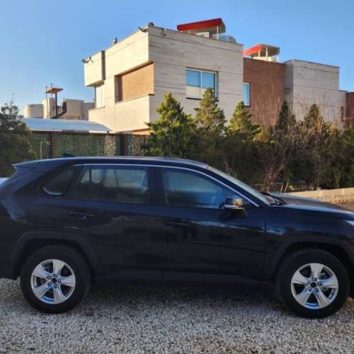 تویوتا مدل راوفور 2.0 لیتر تک دیفرانسیل سال 2025  صفر