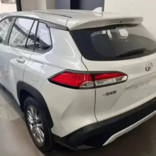 تویوتا مدل کرولا کراس هیبرید 2.0 لیتر سال 2024  صفر