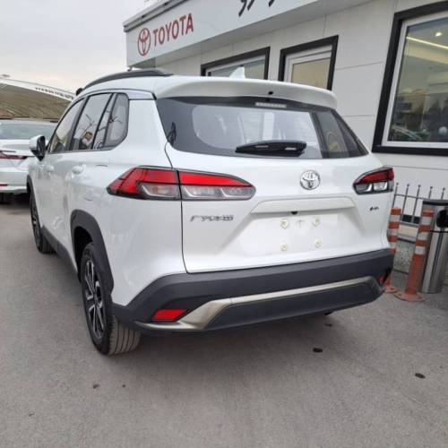 تویوتا مدل فرانت لندر هیبرید 2.0 لیتر سال 2024  صفر