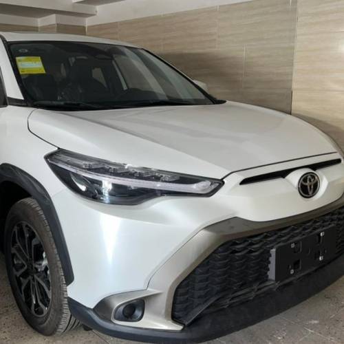 تویوتا مدل فرانت لندر هیبرید 2.0 لیتر سال 2024  صفر