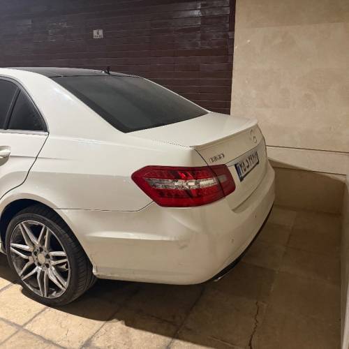 بنز مدل E200  کارکرده
