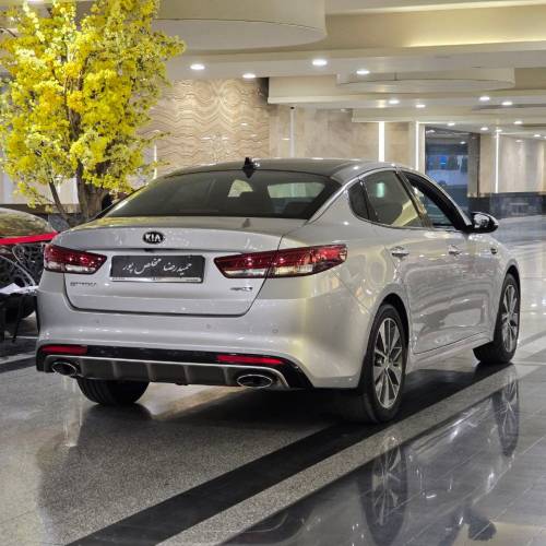 کیا اپتیما مدل 2017