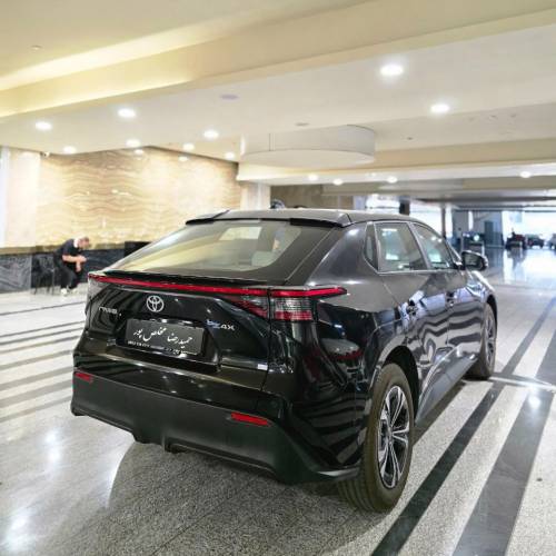 تویوتا BZ4X مدل 2024