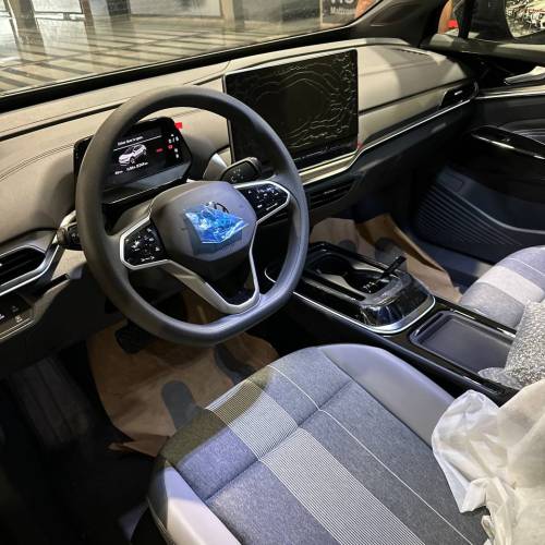 فولکس واگن id4 مدل 2025