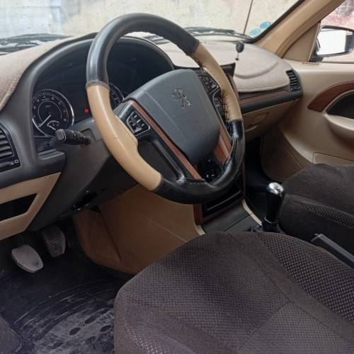 پژو مدل پارس XU7P سال 1402  کارکرده