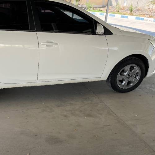 جک مدل J4 سال 1402  کارکرده