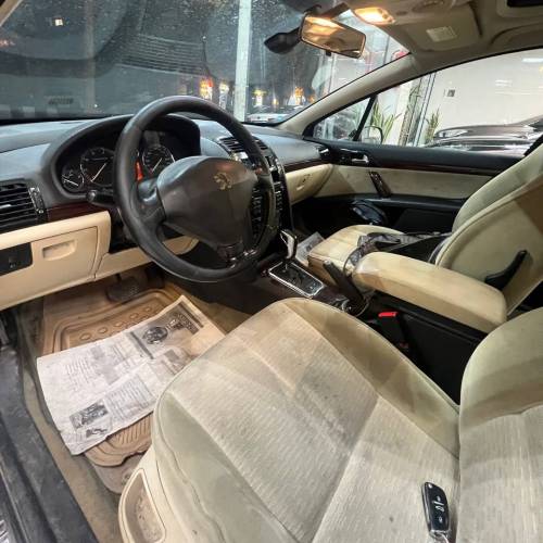 پژو ۴۰۷ مدل ۲۰۰۹