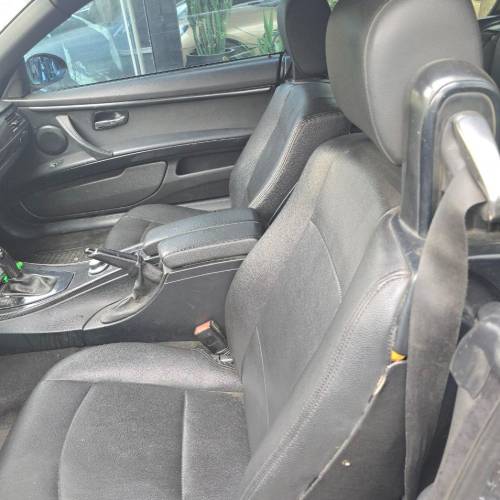 بی ام و ۳۲۵ مدل ۲۰۰۹