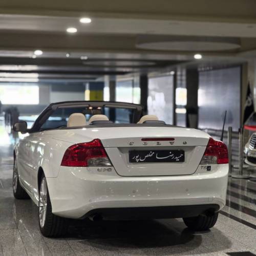 ولوو c70 مدل 2014