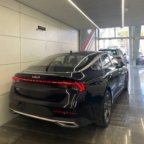 کیا مدل K5 1.5 لیتر توربو سال 2024  صفر