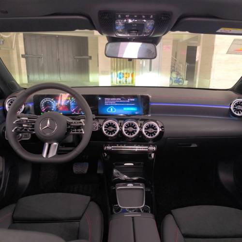 بنز مدل کلاس A سدان A200L سال 2025  صفر