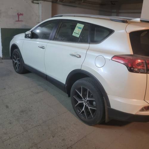 تویوتا مدل راوفور 2.5 لیتر دو دیفرانسیل سال 2018  کارکرده