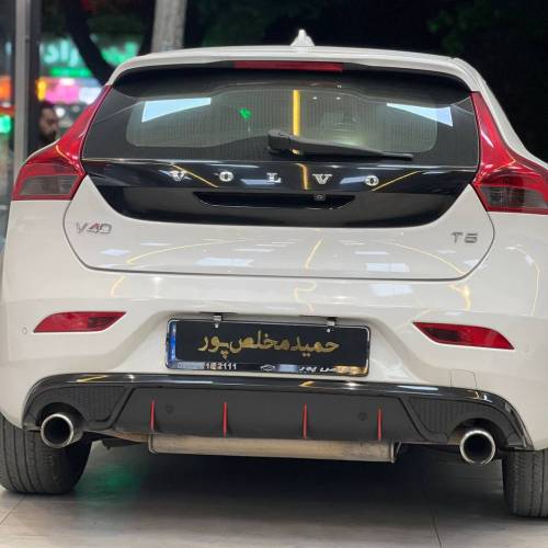ولوو V40 مدل ۲۰۱۴