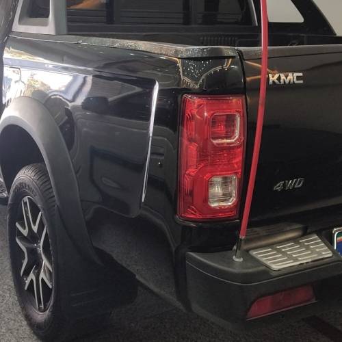 کی ام سی مدل T8 سال 1401  کارکرده