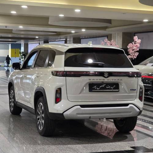 سوزوکی گرند ویتارا مدل 2025 کارکرد 8هزار