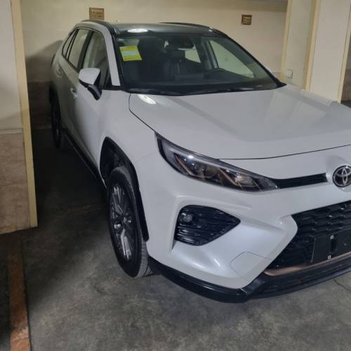 تویوتا مدل وایلندر 2.0 لیتر دو دیفرانسیل سال 2025  صفر