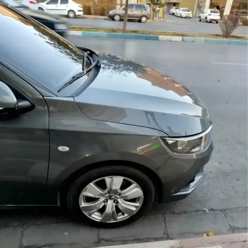 تارا مدل اتوماتیک V2 سال 1401  کارکرده