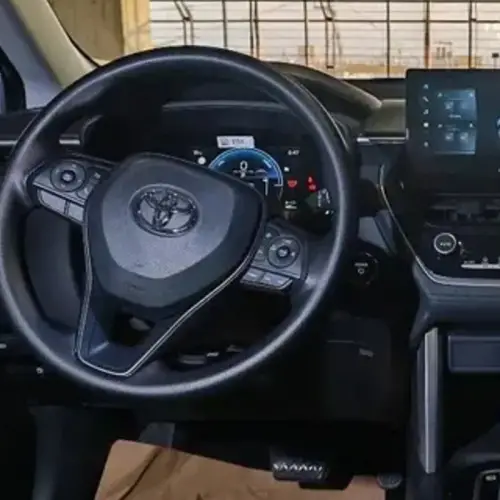 تویوتا مدل کرولا کراس هیبرید 2.0 لیتر سال 2024  صفر