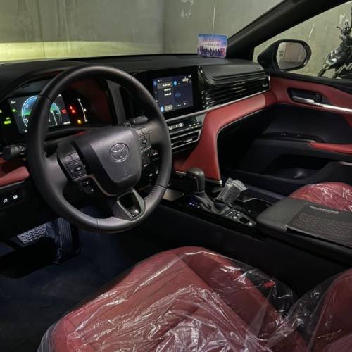 تویوتا مدل کمری XLE سال 2025  کارکرده