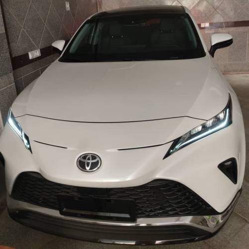 تویوتا مدل ونزا 2.0 لیتر لاکچری پلاس سال 2024  صفر