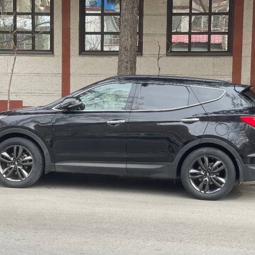 هیوندای مدل سانتافه 4 سیلندر دو دیفرانسیل سال 2016  کارکرده