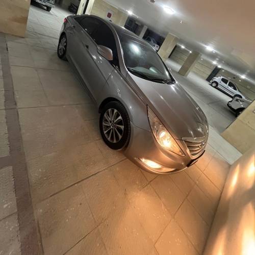 هیوندای مدل سوناتا YF  کارکرده