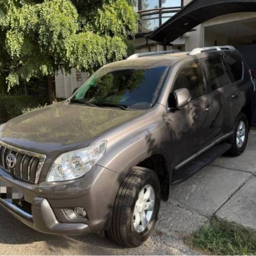 تویوتا مدل پرادو چهار در 4 سیلندر سال 2012  کارکرده