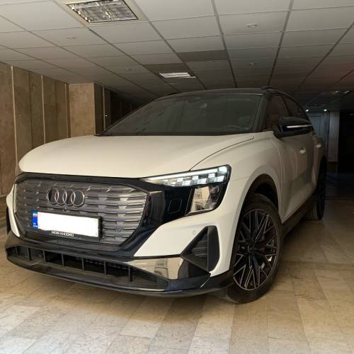 آئودی مدل Q5 e-tron 40 سال 2023  صفر