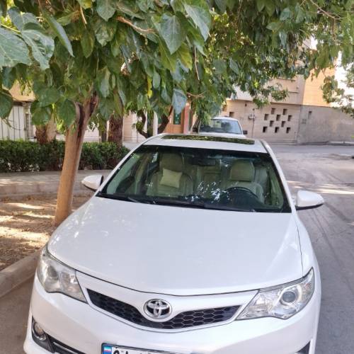 تویوتا مدل کمری سال 2013  کارکرده