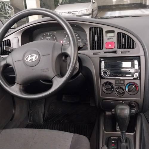 هیوندای مدل آوانته اتوماتیک سال 1390  کارکرده