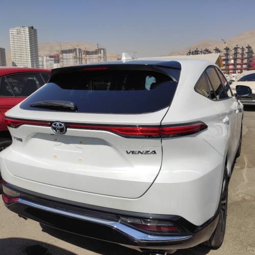 تویوتا مدل ونزا 2.0 لیتر لاکچری پلاس سال 2024  صفر